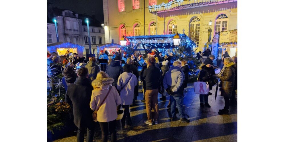 Ville De Remiremont Uncategorized Le Marche De Noel De Remiremont A Ete Inaugure Ce Vendredi Soir Photo Heidi Joffroy